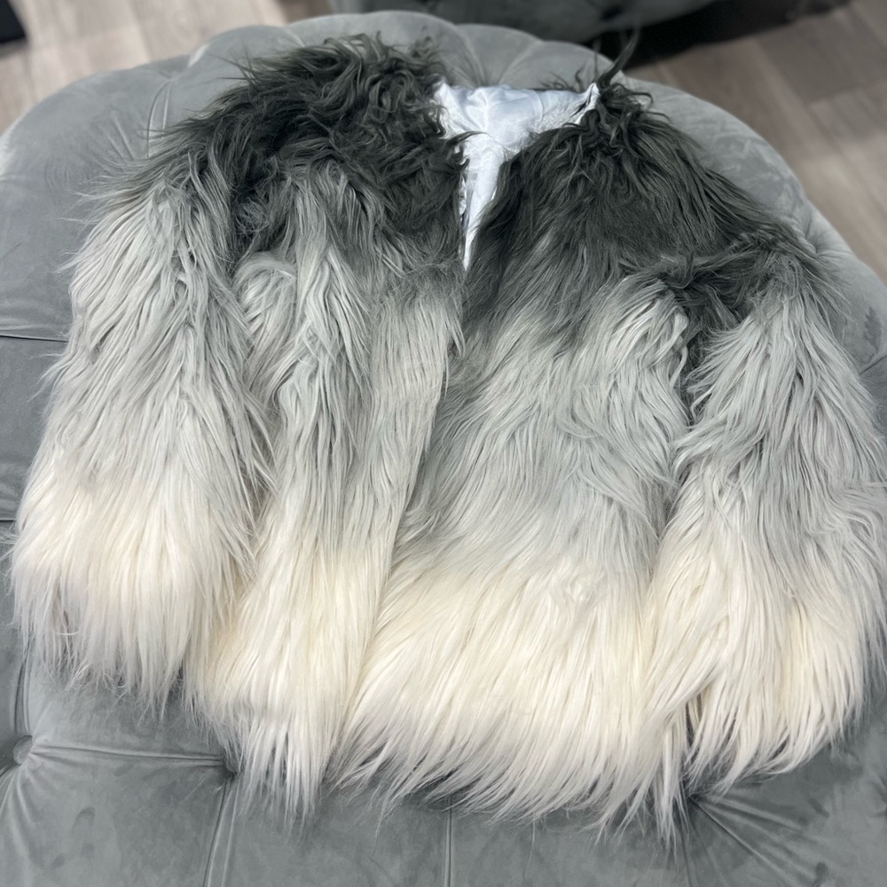 Faux Fur Ombre Jacket - Picture 1 of 9